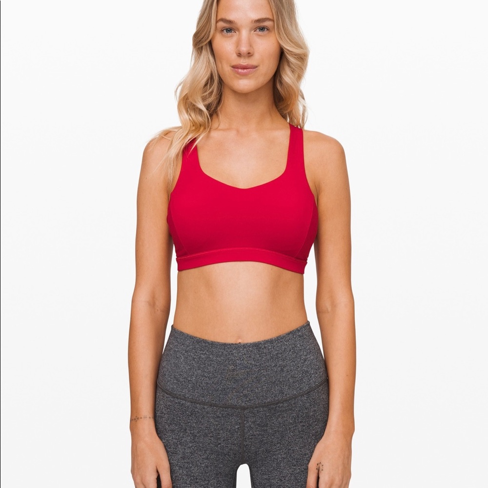 Lululemon Free to be Serene Bra